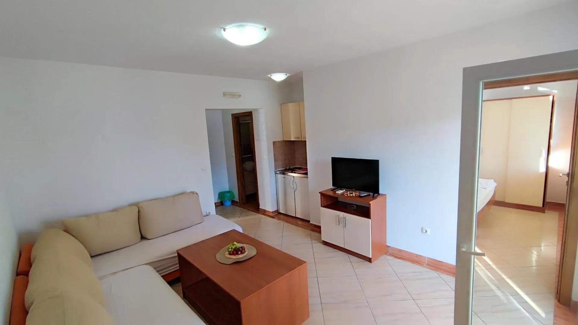 Villa Penava, Private Beach, Pool And 7Min To Trogir Apartman