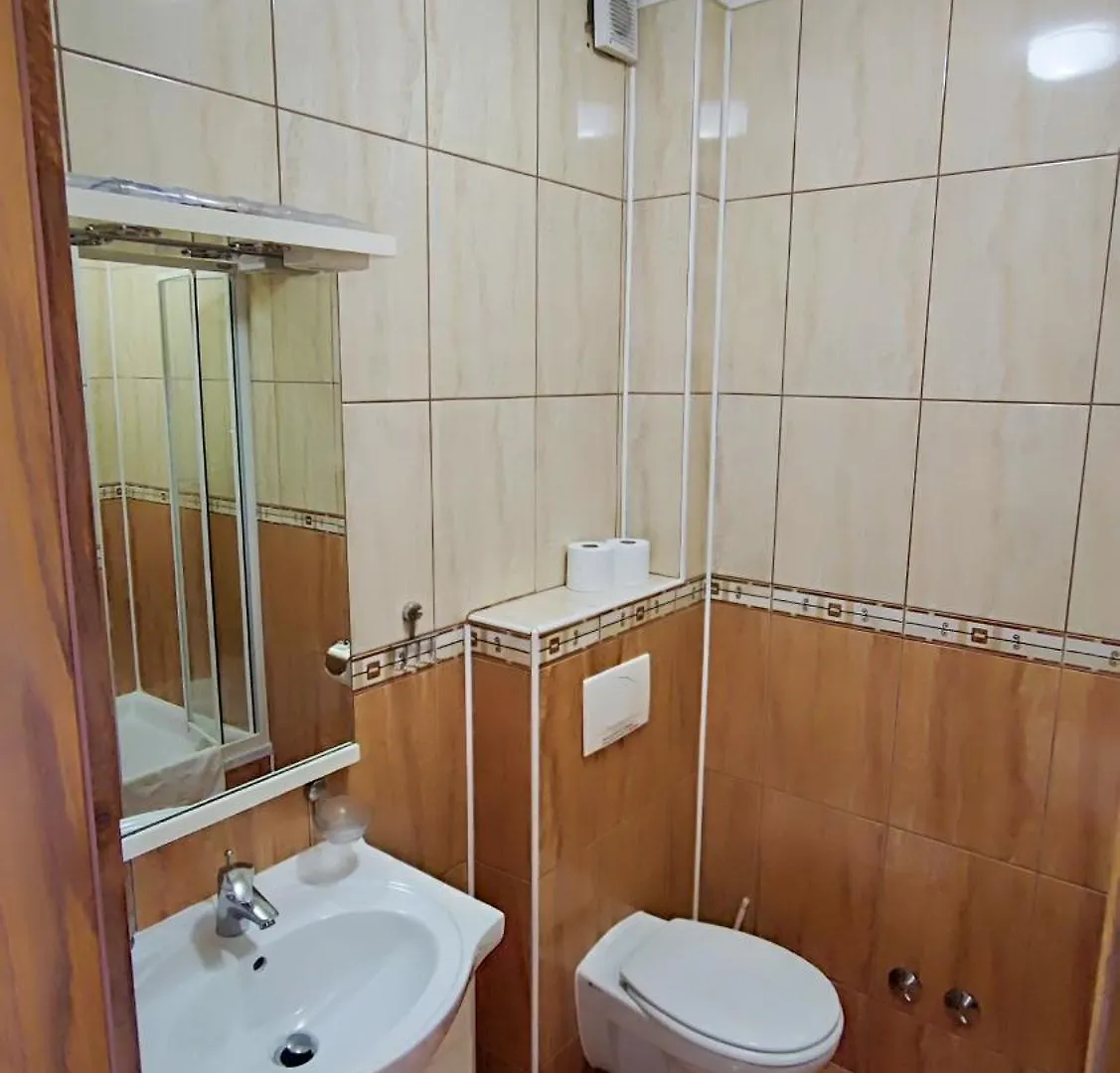 Villa Penava, Private Beach, Pool And 7Min To Trogir Apartment