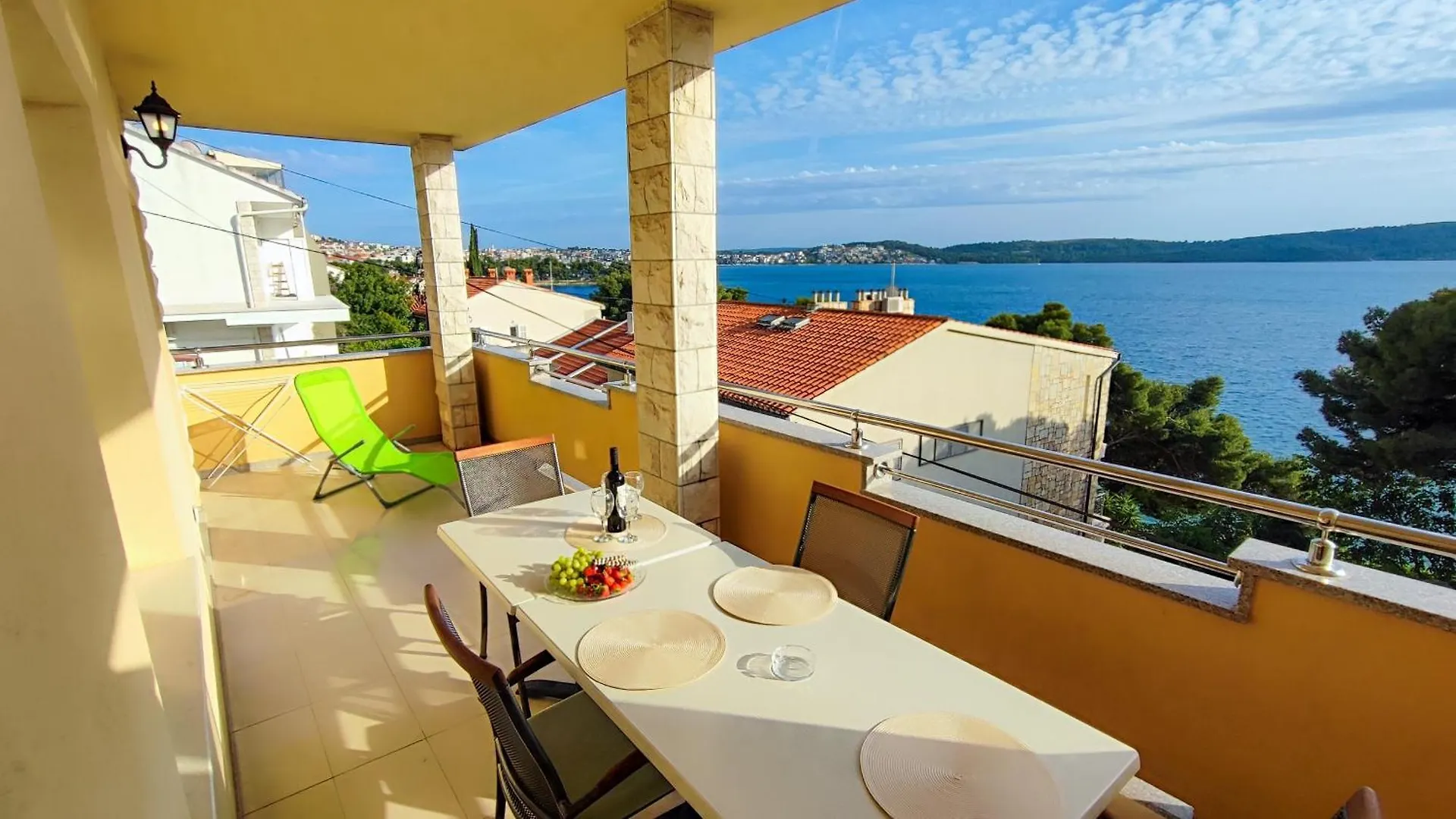 Villa Penava, Private Beach, Pool And 7Min To Trogir