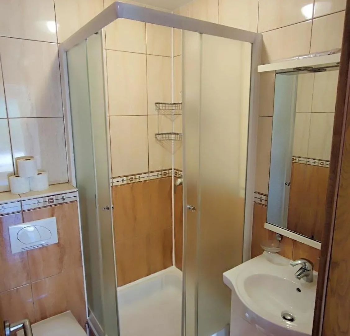 Apartment Villa Penava, Private Beach, Pool And 7Min To Trogir Kroatien